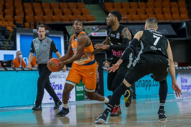 展现了其卓 展现了其卓