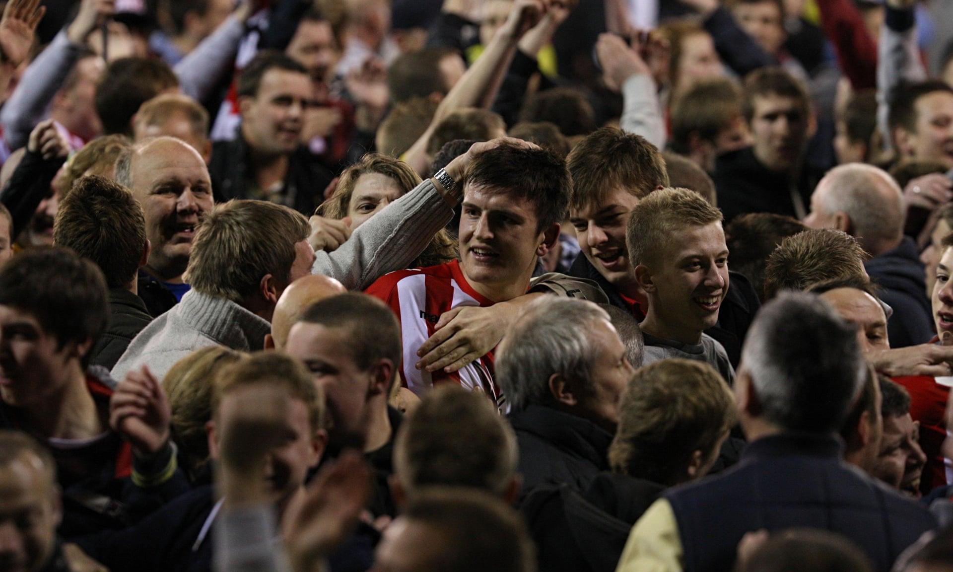 沿的空间 沿的空间