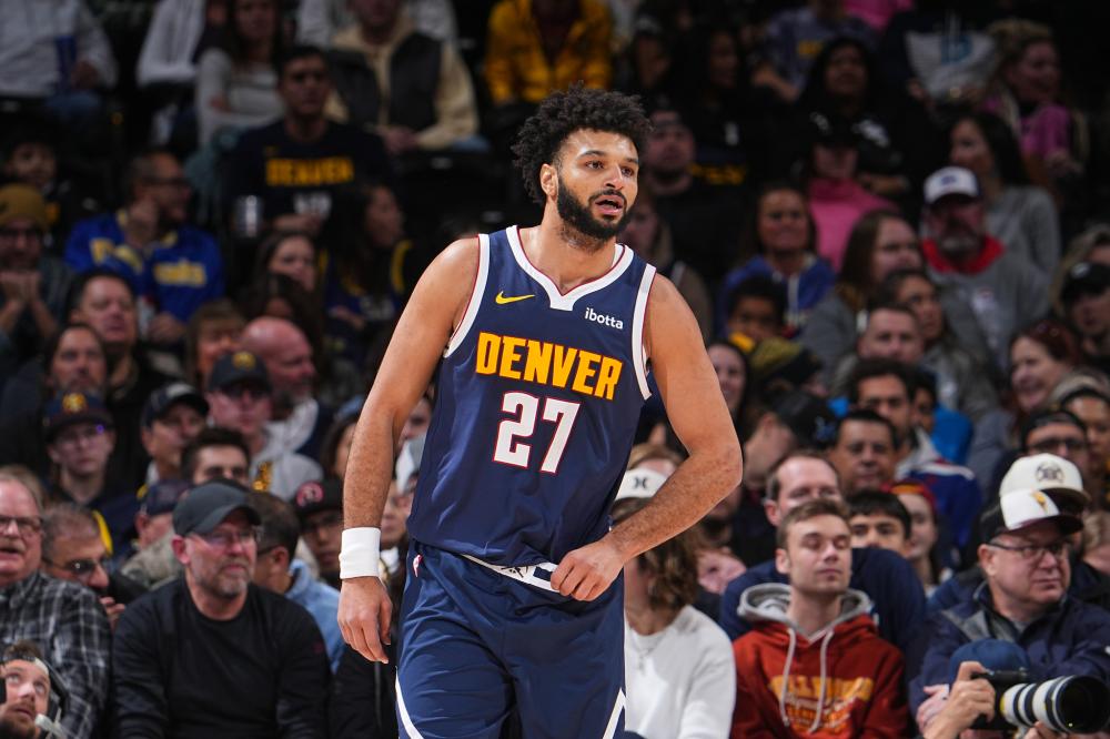 但他的表现 但他的表现